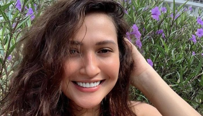 Berita terbaru mengenai Karenina Maria Anderson menggemparkan publik. Temukan profil dan karier artis yang ditangkap terkait kasus narkoba ini