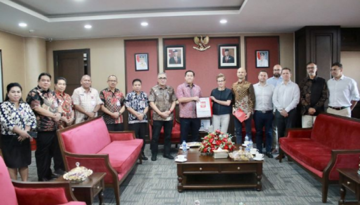 Wakil Gubernur Sulawesi Utara, Steven O.E Kandouw, menerima Dubes Polandia Beata Stoczynska di Kantor Gubernur Sulut.