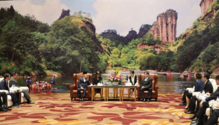 Wakil Presiden Ma'ruf Amin bertemu dengan Sekretaris Partai Komunis Provinsi Fujian China Zhou Zuyi di Fuzhou, Provinsi Fujian, China pada Jumat (15/9/2023).