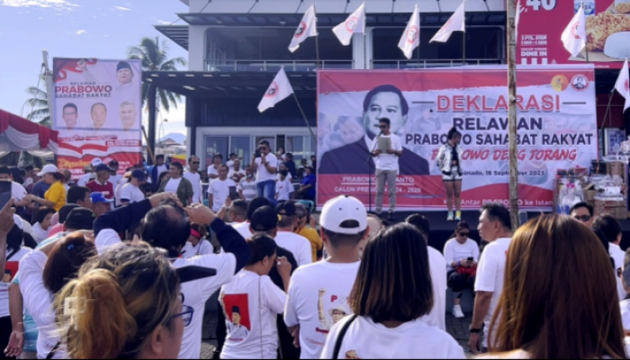 Ribuan Warga Sulut Deklarasikan Dukungan untuk Prabowo 2024 di Megamas Manado.
