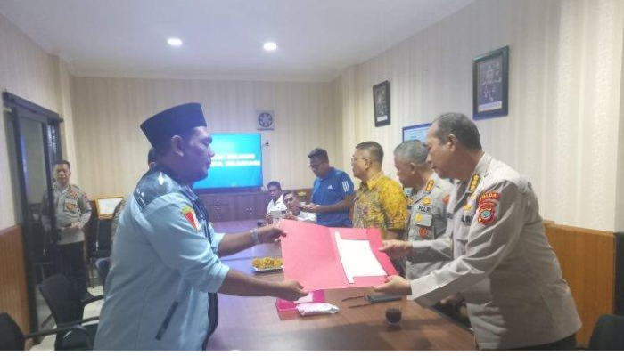 FORMASI Sulut berkunjung ke Polda Sulawesi Utara dan diterima oleh beberapa pejabat tinggi.