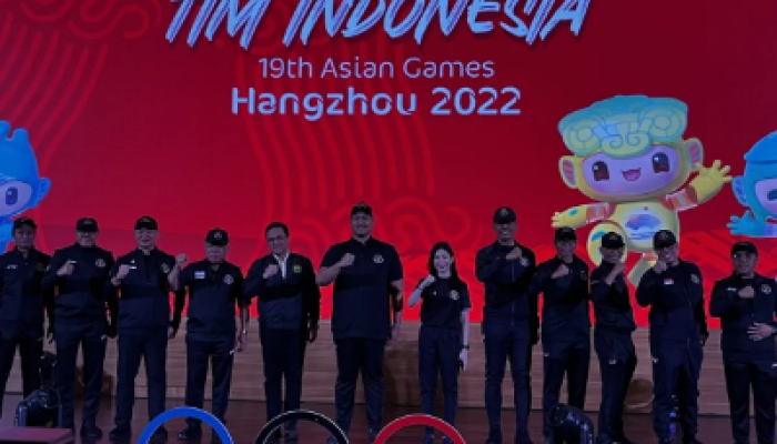 407 Pengukuhan Tim Indonesia untuk Asian Games 2022 Hangzhou di Jakarta pada 19/9/2023.