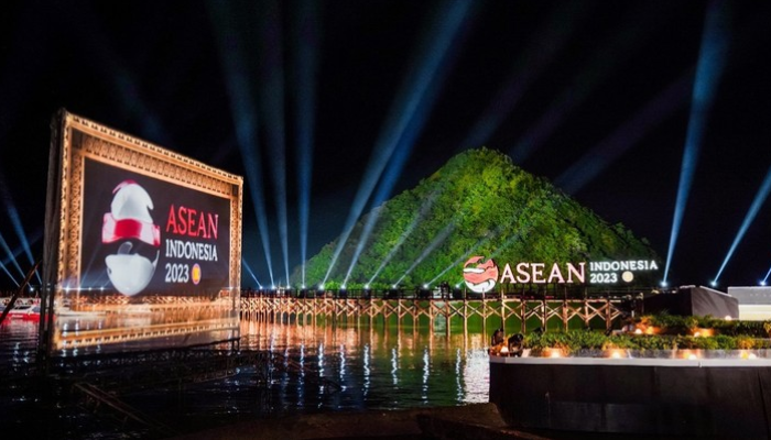Sebagai Ketua ASEAN tahun 2023, Indonesia berencana untuk mengadakan serangkaian acara utama dengan tema "Forum ASEAN-Indo Pasifik."