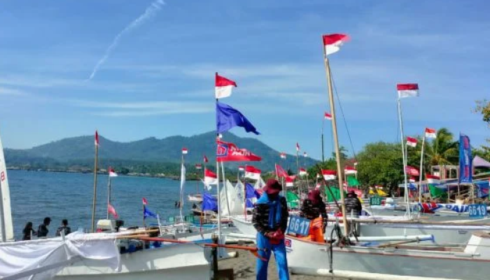 Lomba Perahu Layar yang berlangsung meriah sukses diselenggarakan di Manado, Sulawesi Utara, pada hari Minggu, tanggal 24 September 2023.