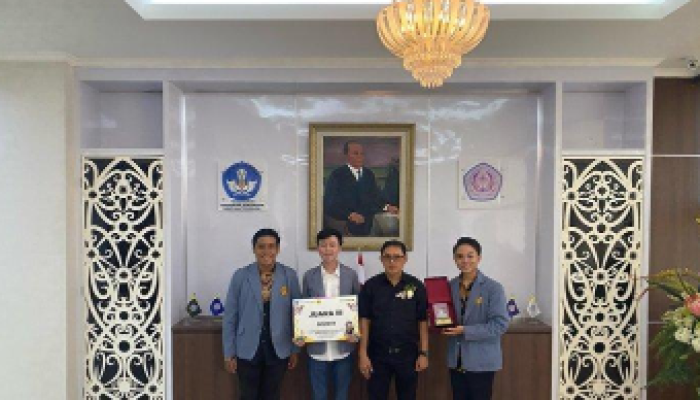 Unsrat Manado Juara III KDMI 2023 Divisi B.