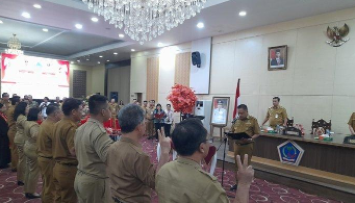Pada hari Selasa (26/9/2023), Gubernur Sulawesi Utara, Olly Dondokambey, mengangkat 20 pejabat Administrator dan Pengawas di Pemerintah Provinsi Sulut.