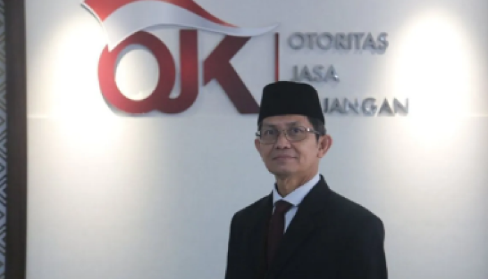 Winter Marbun, yang menjabat sebagai Kepala Otoritas Jasa Keuangan (OJK) untuk wilayah Sulawesi Utara Gorontalo Maluku Utara, berbicara di Manado pada hari Minggu, tanggal 24 September 2023.