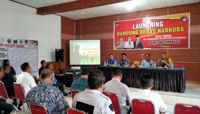 Tim yang bertugas menilai Kampung Bebas Narkoba berasal dari Kepolisian Daerah Sulawesi Utara (Polda Sulut).