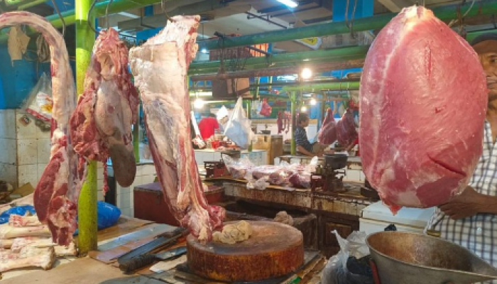 Pemantauan Harga Bahan Pokok Selama 5 Hari Ramadan di Pasar Jatinegara