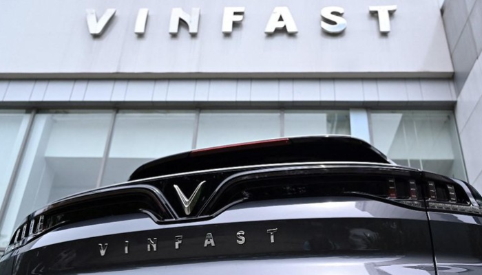 Mobil listrik Vinfast diparkir di Hanoi pada 18 Agustus 2023.