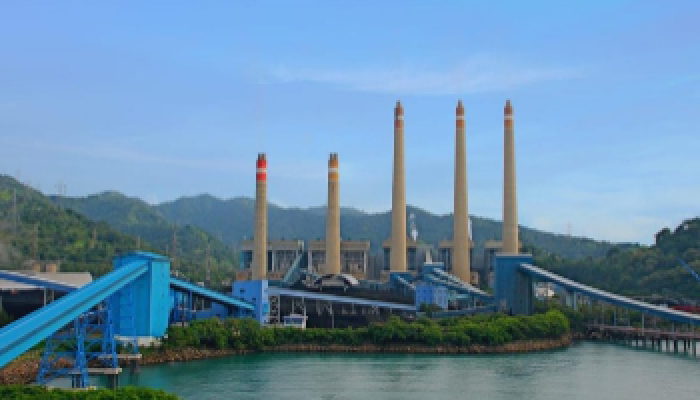 Gambar PLTU Suralaya di Cilegon, Banten, Indonesia.